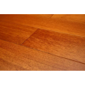 Parquet taun en bois massif